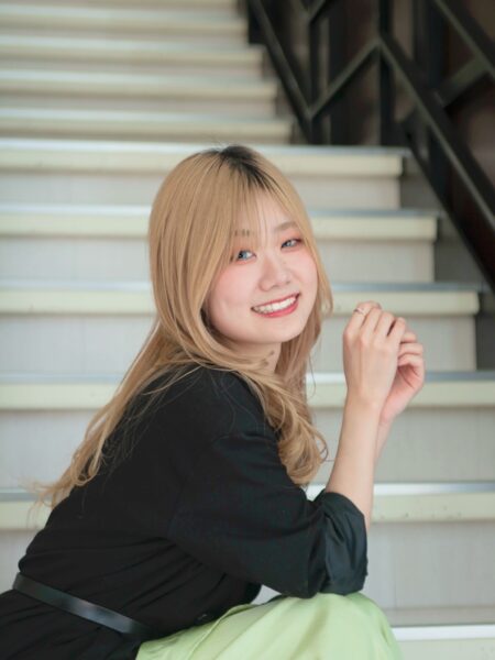 本丸 楓香（J's viz glam スタイリスト）